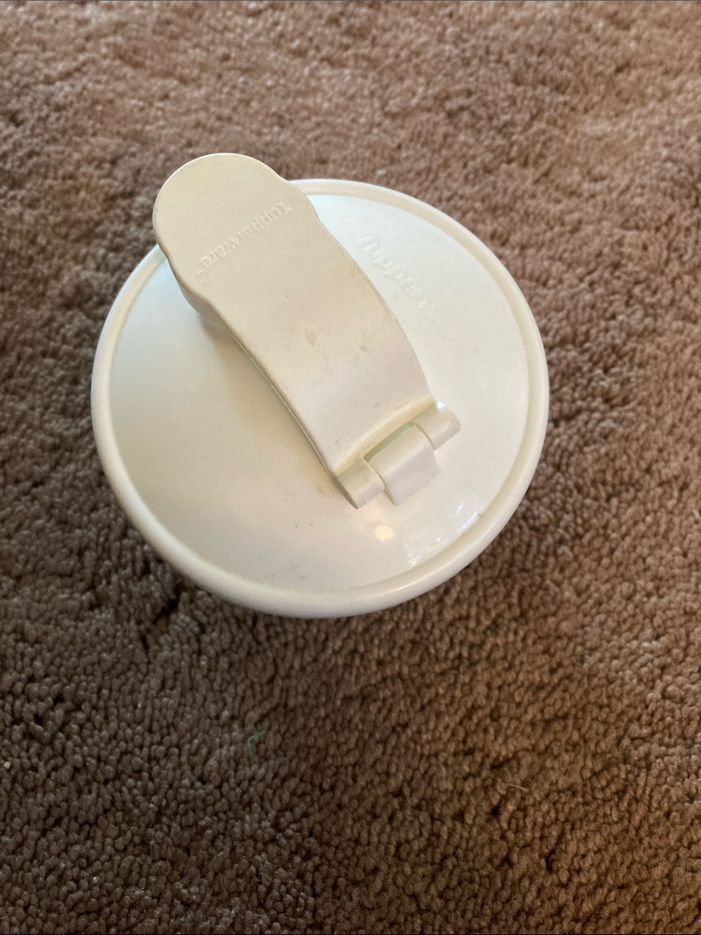 Tupperware White Flip-Top Lid Container Cap